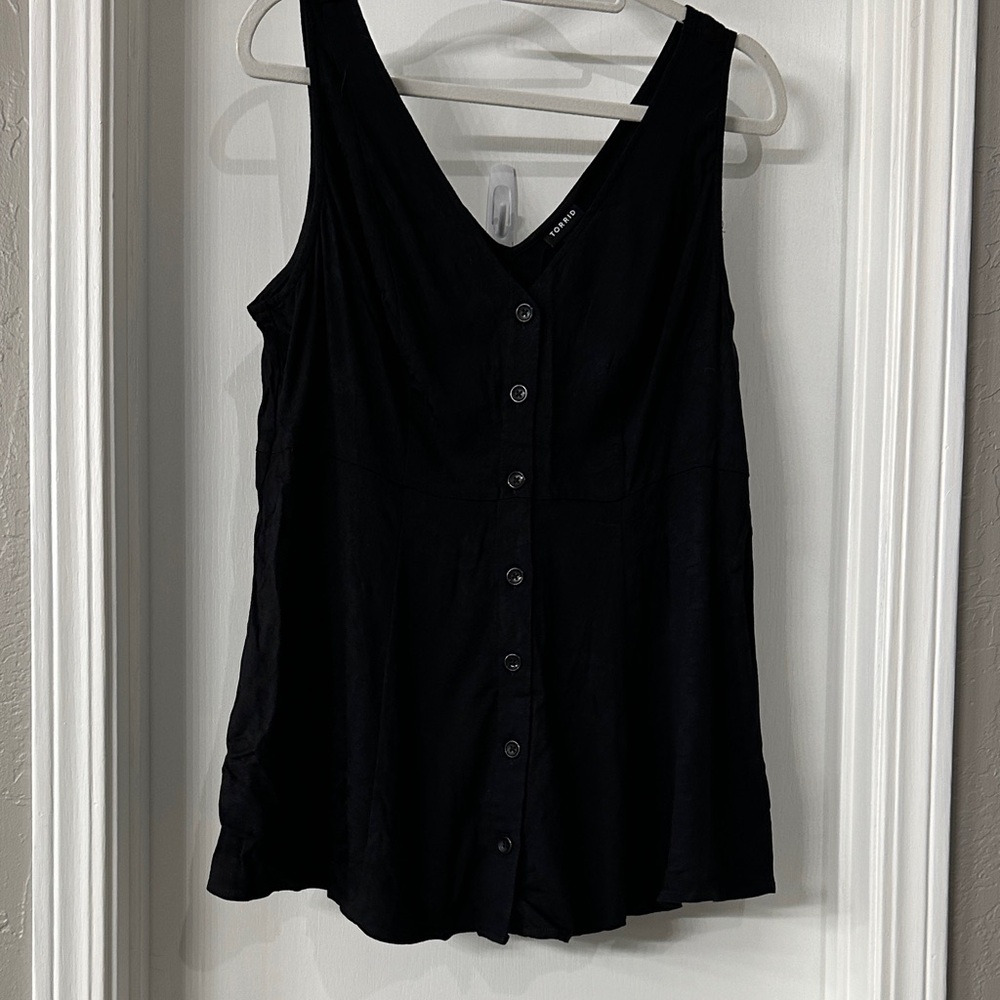 torrid Black Button-Front V-Neck Tank